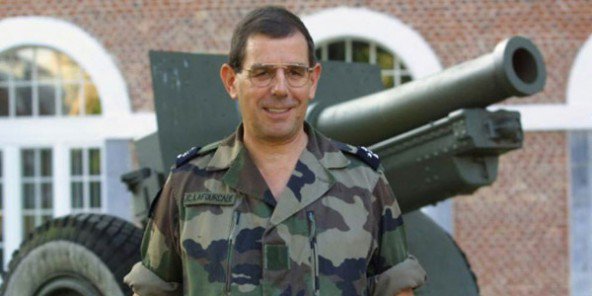 Le général Jean-Claude Lafourcade, le 17 septembre 2001 à Lille. © François Lo Presti / AFP