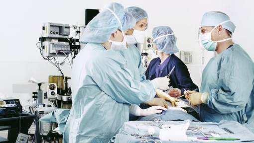 Le pet d'une patiente déclenche un feu pendant une opération chirurgicale