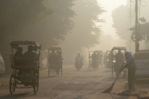 Dans une rue de New Delhi, le 3 novembre 2016