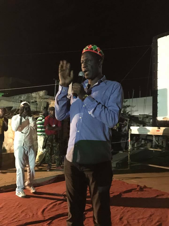 'Bois d'ébéne' de Moussa Touré  projeté à Pikine avec l'ambassadeur Bigot