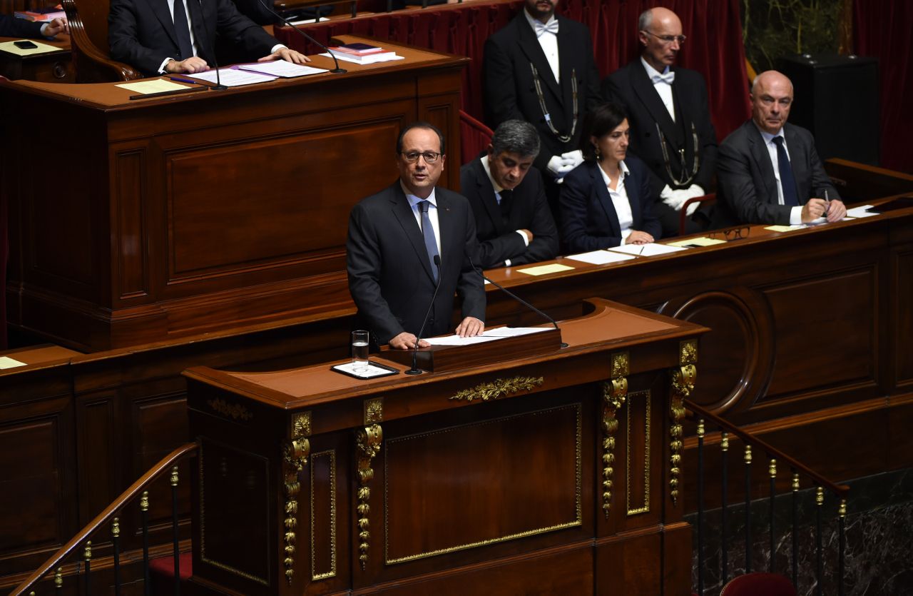 Les députés lancent la procédure de destitution de François Hollande