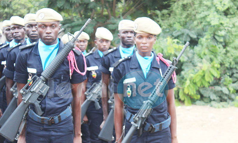 la cérémonie de la présentation de drapeau de la 43éme promotion de l’école nationale de police