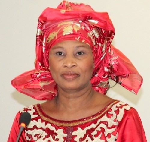 11 PHOTOS : La sublissime Aïssata Tall Sall en toute élégance, regardez 11 PHOTOS : La sublissime Aïssata Tall Sall en toute élégance, regardez