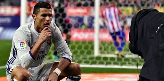 Cristiano Ronaldo samedi 19 novembre à Madrid. GERARD JULIEN / AFP