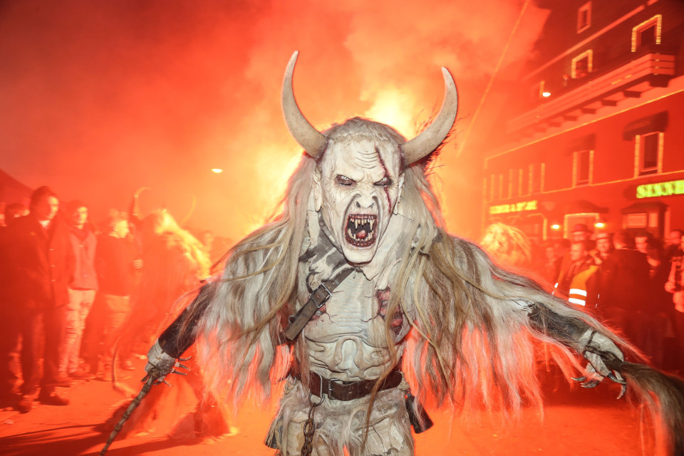 18 photos : Satan fêté en Autriche avant Noël...regardez, ça fait froid dans le dos