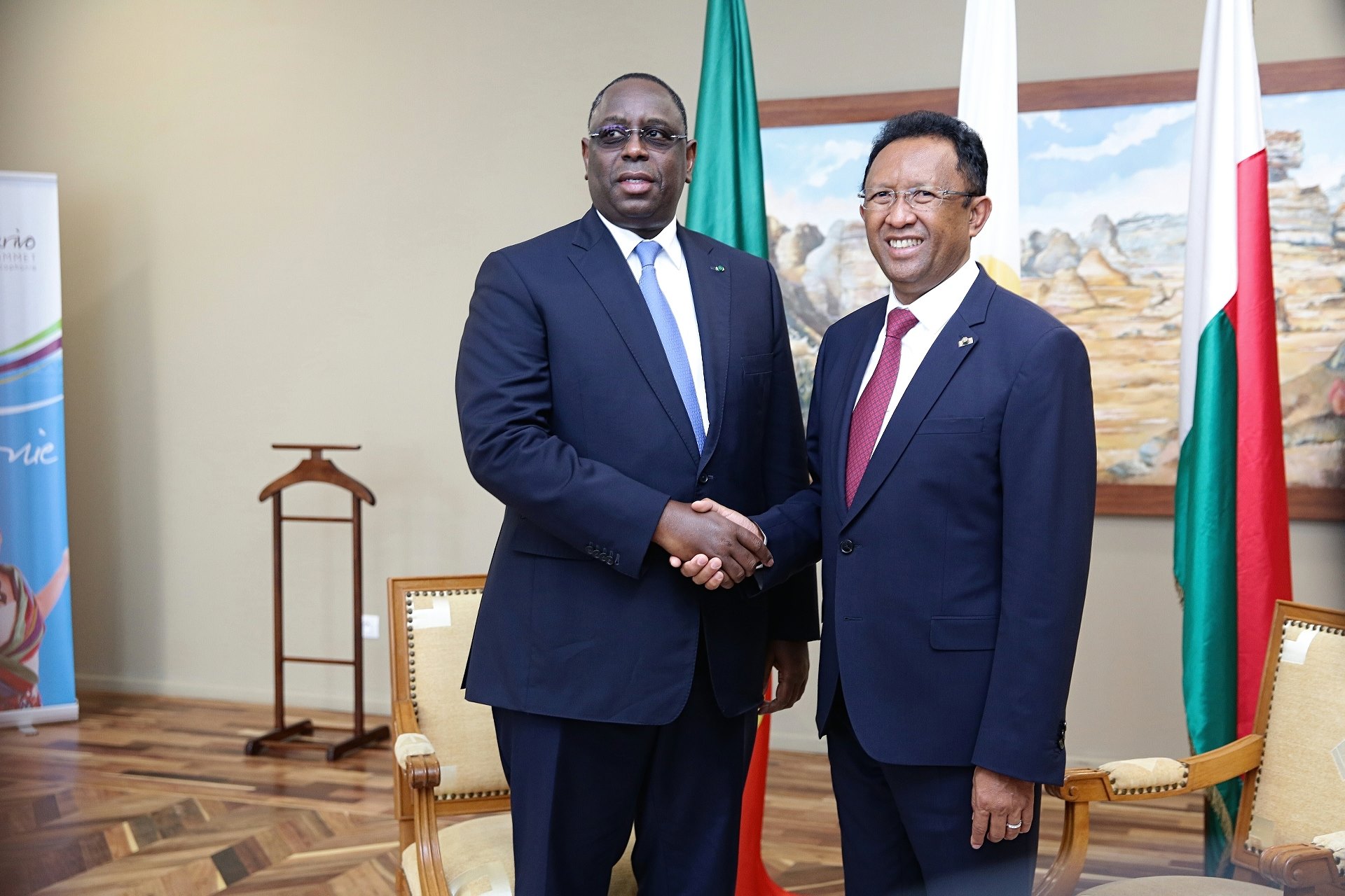 Photos: Cérémonie de passation de la présidence du 16e Sommet de la Francophonie du Président Macky SALL au Président de Madagascar.