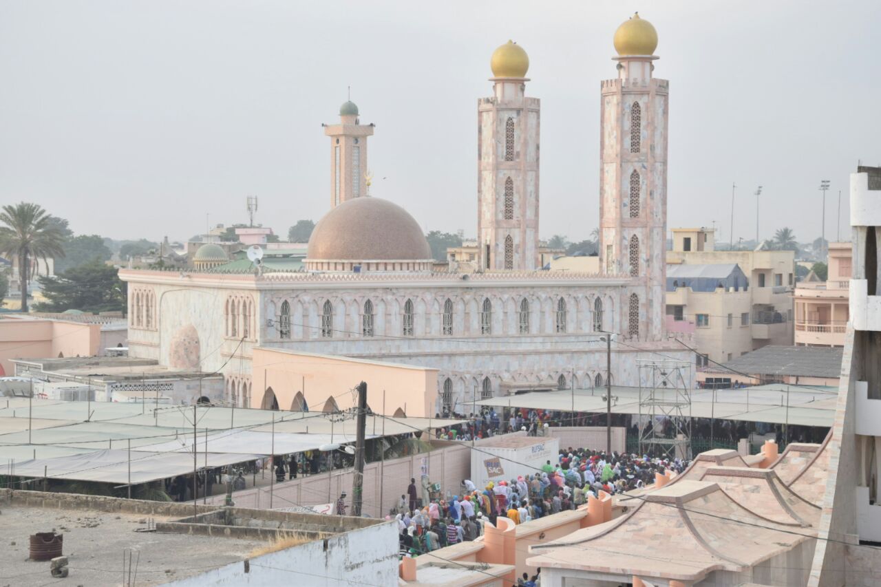 Gamou 2016 : la Grande Mosquée de Tivaouane prise d'assaut ce matin par les pèlerins (photos) 