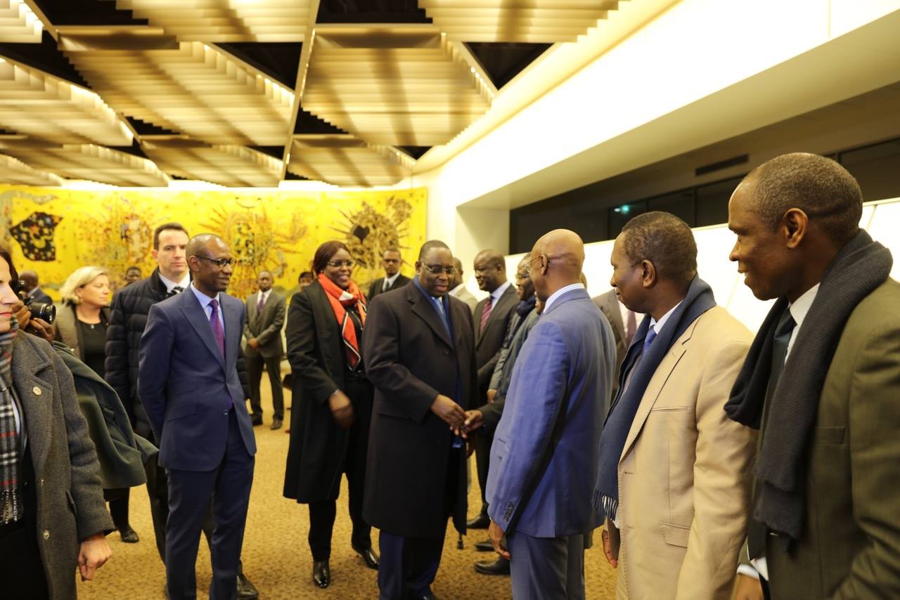 Photos-Vidéo: Visite d'Etat: l'accueil du Président Macky Sall en France à l'aéroport d'Orly