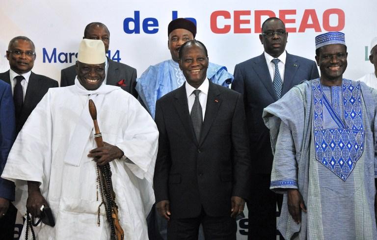 Macky Sall : «Yahya Jammeh doit se retirer tranquillement, faute de quoi la Cédéao sera dans l’obligation d’engager l’épreuve de force»