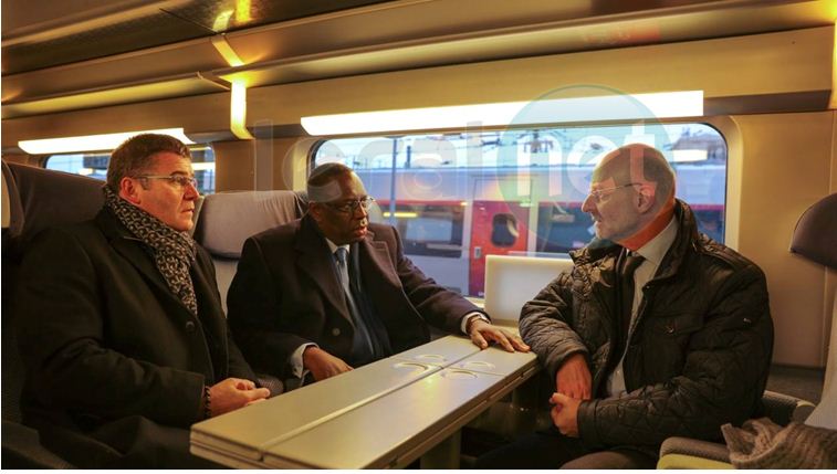 Photos: visite du président Macky Sall à Strasbourg de l'entreprise Alstom, constructeur du TER