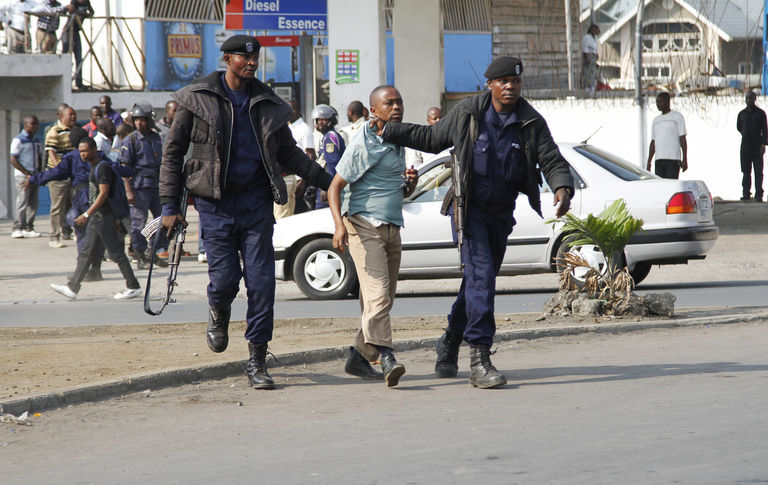 Crise en République Démocratique du Congo : vingt civils tués à Kinshasa.