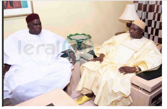 Abdoulie Bah maire de la capital gambienne  Banjul, a rencontré le Président élu Adama Barrow et l’assure du soutien et de la solidarité