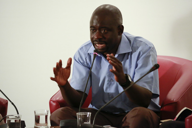 Felwine Sarr : « Une solution armée en Gambie, aura des conséquences en Casamance»