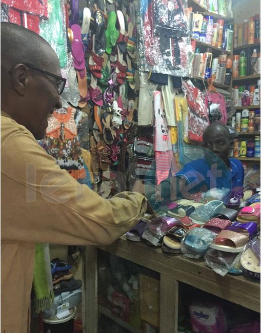 Photos: Abdoul Mbaye en guest star au marché de  Yoff et pêche dans les eaux du  fief d'Abdoulaye Diouf Sarr ministre