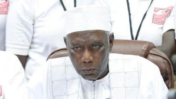 Gambie : le président de la Commission électorale  trouve refuge au  Sénégal