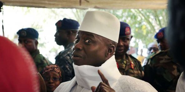 Gambie : Jammeh limoge son ambassadeur au Sénégal