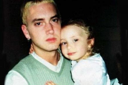 Eminem et sa fille quand elle était bébé