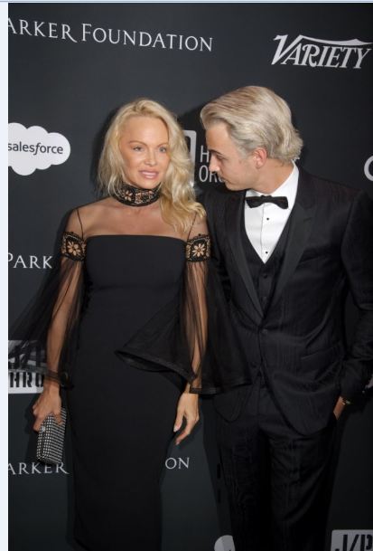 Pamela Anderson en compagnie de son fils, Brandon
