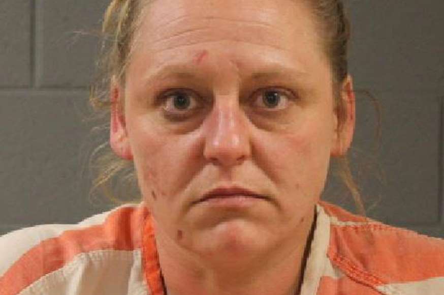 Pendant deux ans, elle a gardé son fils enfermé dans la salle de bain