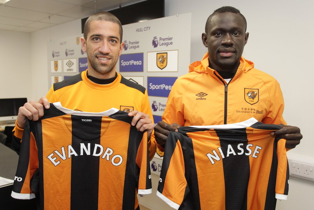 Transfert: Baye Oumar Niass verra-t-il le bout du tunnel à Hull City?