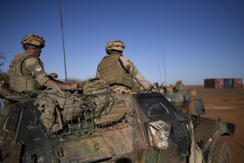 Des soldats français lors de l’opération Barkhane, au Mali (AFP)