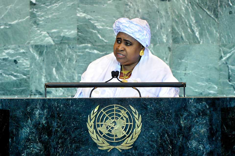 Gambie: La vice-présidente, Isatou Njie Saidy, a démissionné