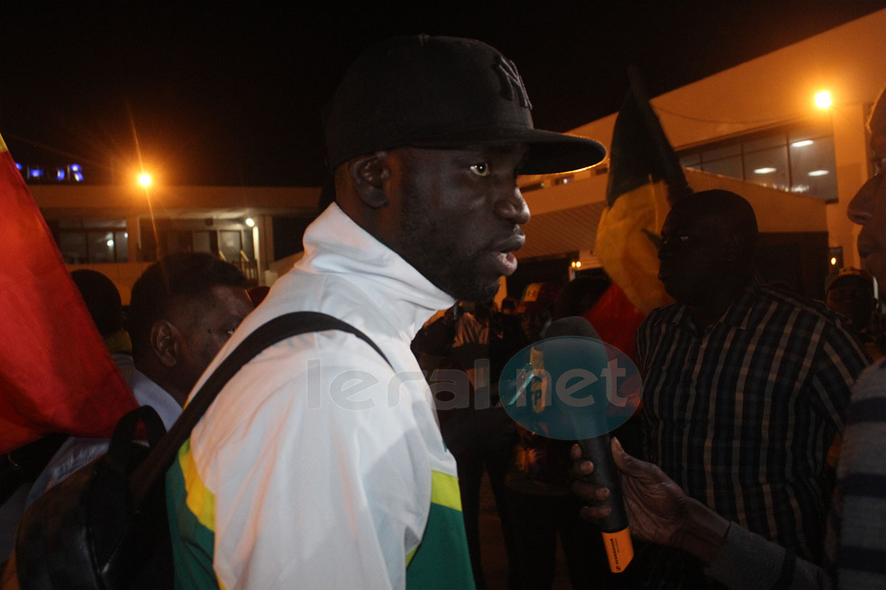 Videos-photos: l'arrivée des lions de la Teranga à l'aéroport Léopold Sedar Senghor de Dakar