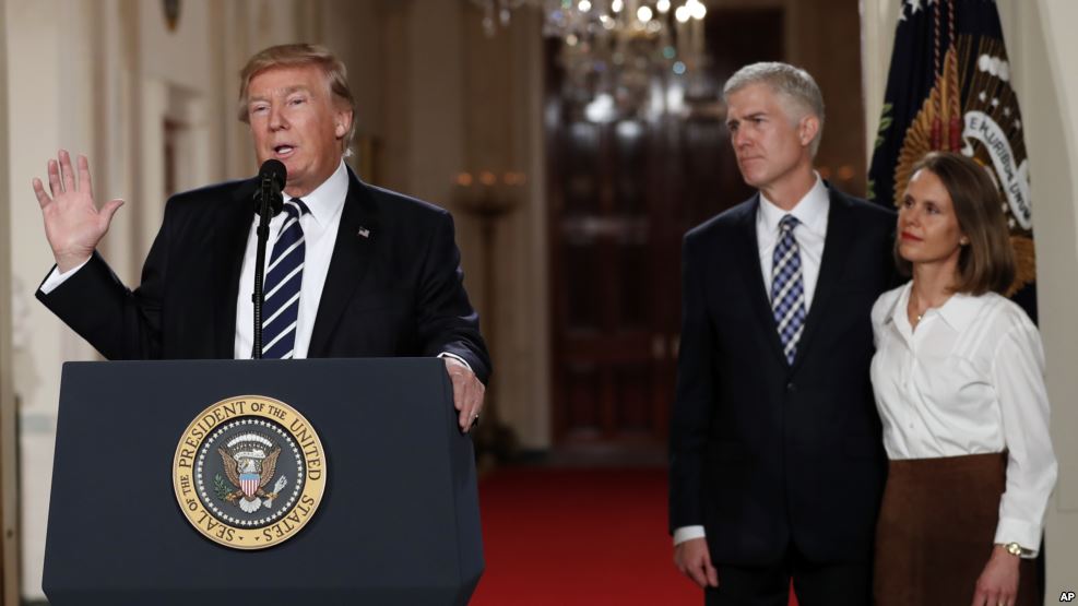 Donald Trump arrime la Cour suprême dans le conservatisme