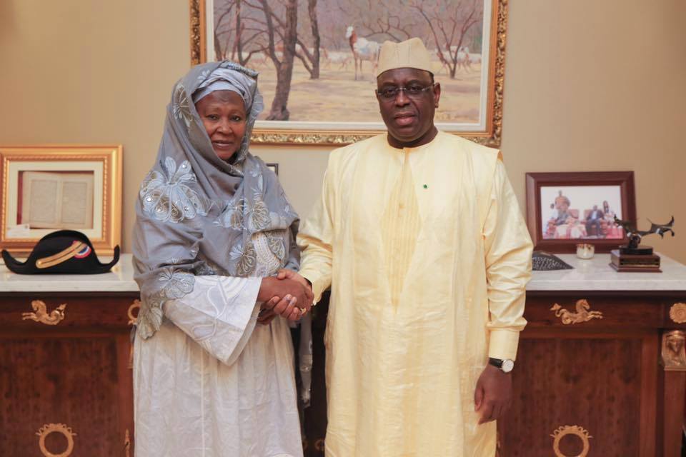Macky Sall et la vice-présidente de la Gambie, Fatoumata Jallow Tambajang 