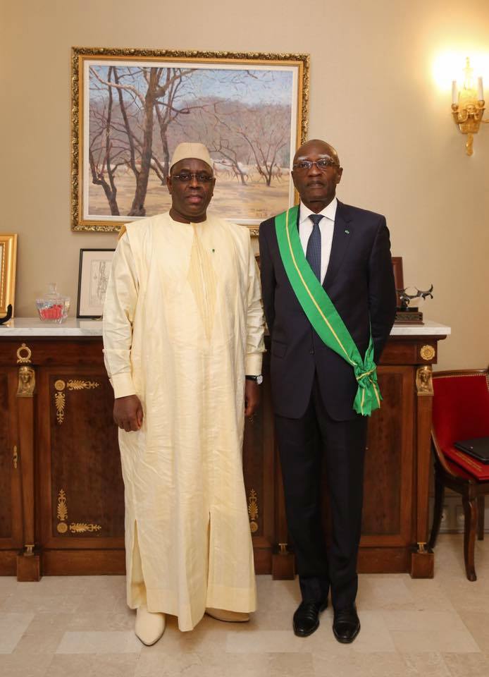  Macky Sall et le Général Babacar Gaye, ancien CEMGA et ancien représentant spécial du S.G des Nations Unies 