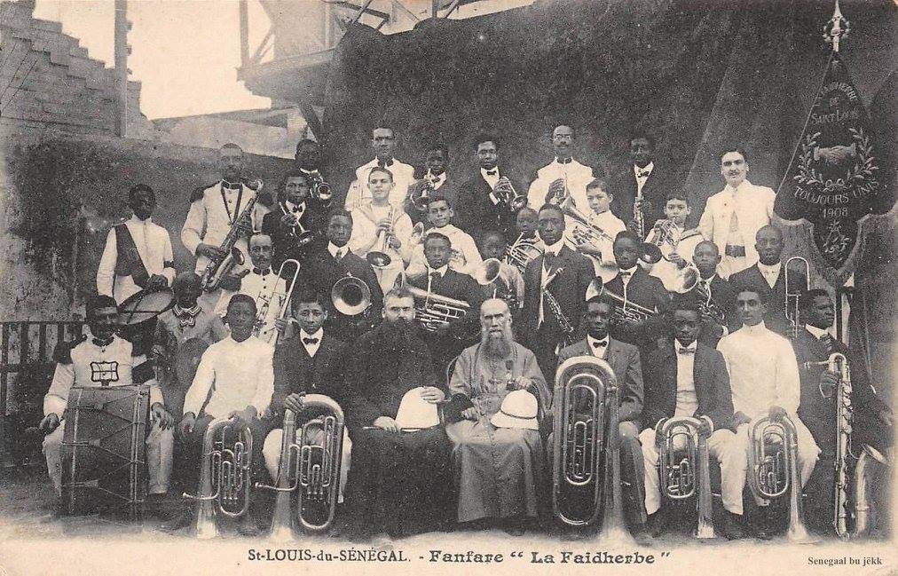 La fanfare "La Faidherbe" de Saint Louis en 1908