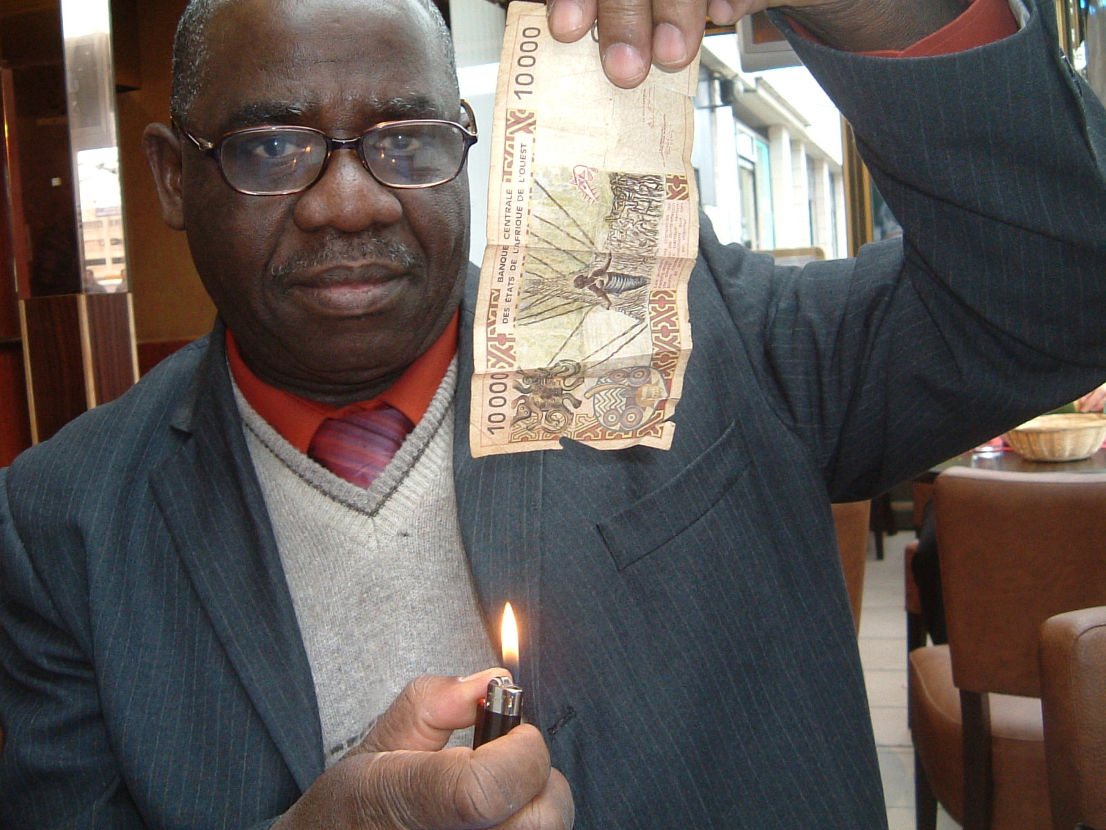 Faut-il « mettre à la retraite » le CFA soixante ans après les indépendances africaines ?