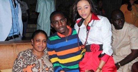 VIDEO - Saint Valentin: Le gros cadeau de Maman Diaga à son fils Wally Seck