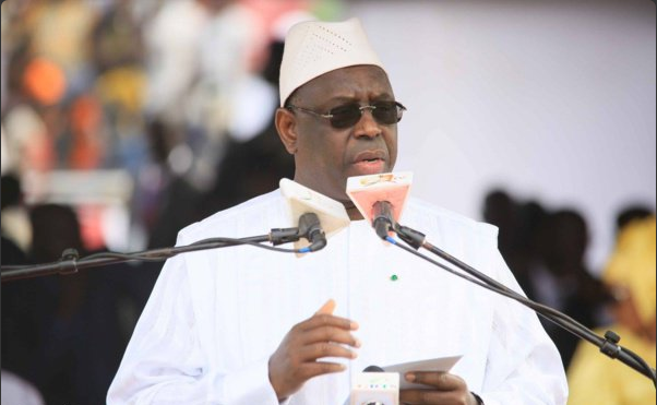 Le président Macky Sall : ’’Sénégalais et Gambiens doivent travailler la main dans la main"
