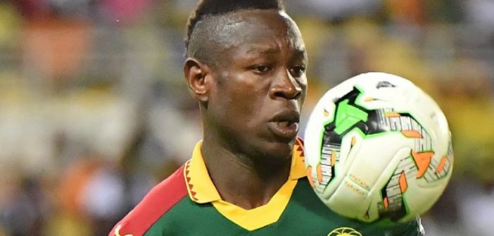Vidéo: Le camerounais Christian Bassogog signe en Chine avec un salaire incroyable