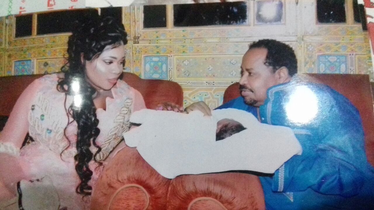 Maya Diagne et son mari Ahmad Khalifa Niasse avec leur joli petit bébé, regardez...