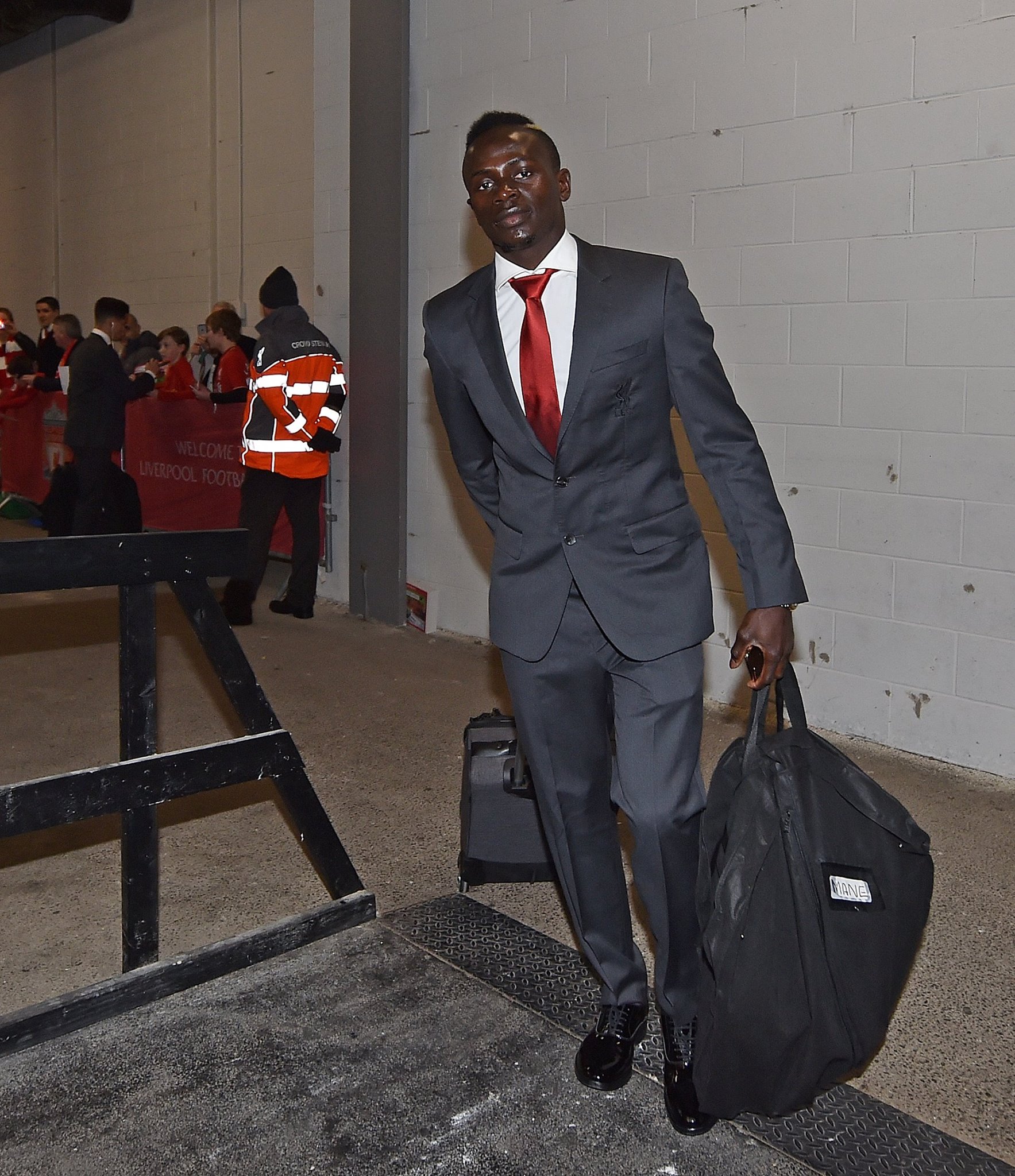 Galerie: Arrivée de Sadio Mané et de ses co-équipiers à Anfield à quelques minutes du choc contre Arsenal  