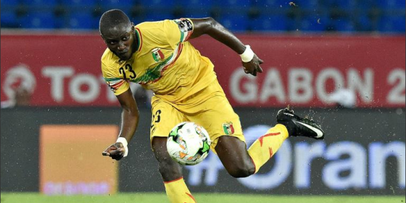 Le défenseur malien Ousmane Coulibaly, le 25 janvier 2017 lors du match de poule de la CAN face à l'Ouganda à Oyem (Gabon). © Issouf Sanogo/AFP
