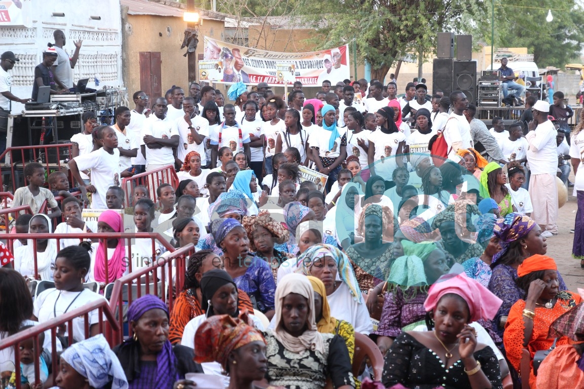 Photos-Thiadiaye: 3e anniversaire des jeunes boucliers de la République