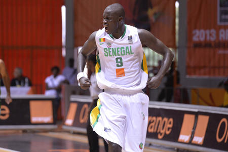 Basket – Maleye Ndoye (capitaine des lions) « il n’y pas de heros, il faut juste qu’on soit collectif »