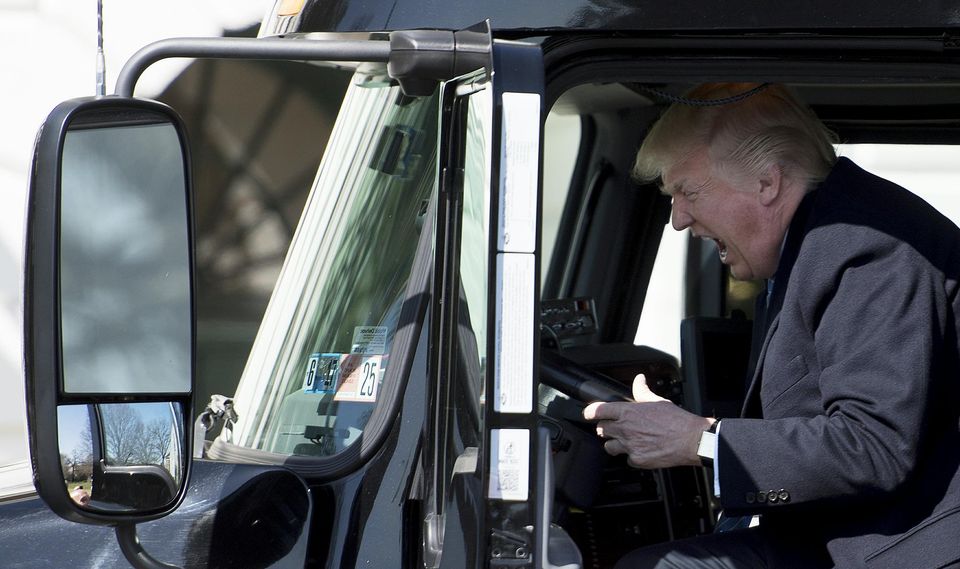 Donald Trump échoue à démanteler l'Obamacare