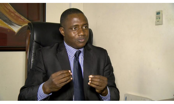  Yoro Dia, analyste politique : "C'est excessif d'exclure Farba Senghor et Pape Samba Mboup parce..."