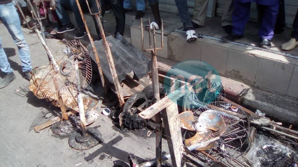 Photos-Le sinistre au marché HLM après l'incendie qui s'est déclaré vers 4h du matin en quelques images!!