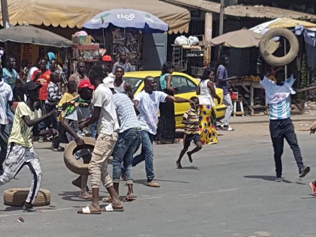 Images exclusives à Djiddah Thiaroye Kao après l'arrestation des 6 militants du Grand Parti par la police