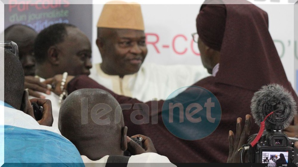 Photo La paix des braves entre Serigne Modou Kara et Me El Hadji Diouf