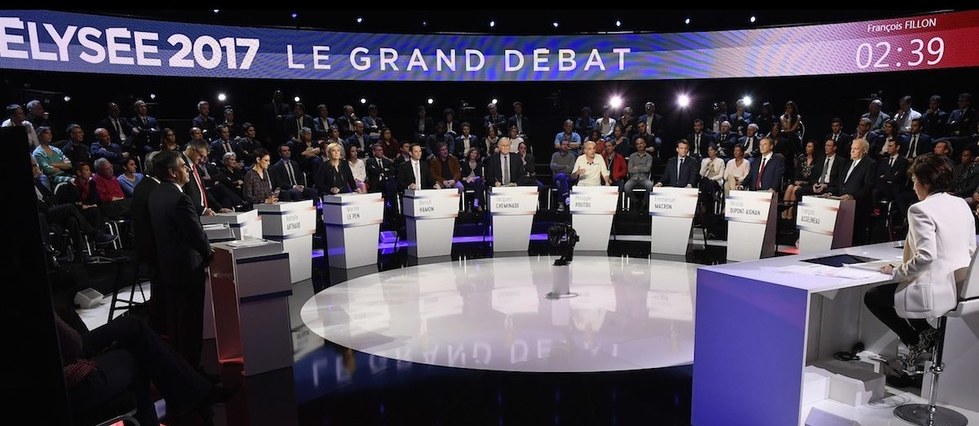 Présidentielle française: un ultime plateau télé pour les candidats