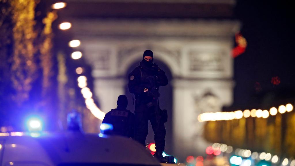 Ce que l'on sait de l'auteur présumé de l'attentat des Champs-Elysées