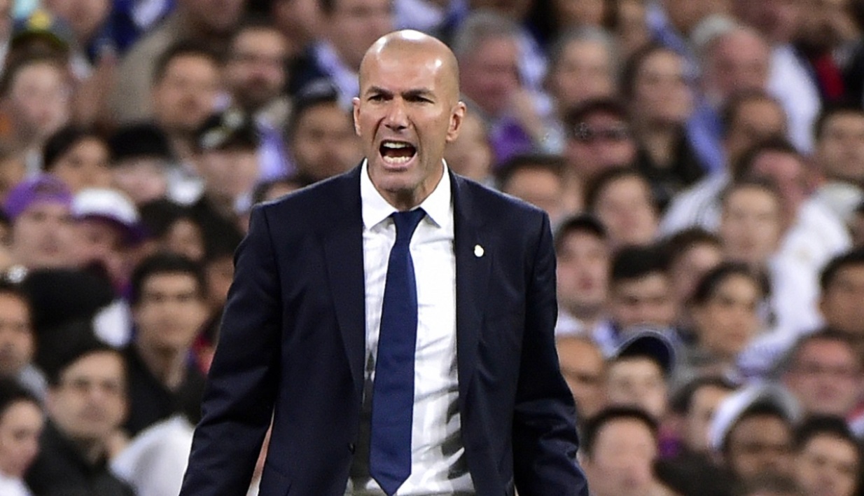 Zidane appelle à « éviter » le Front national