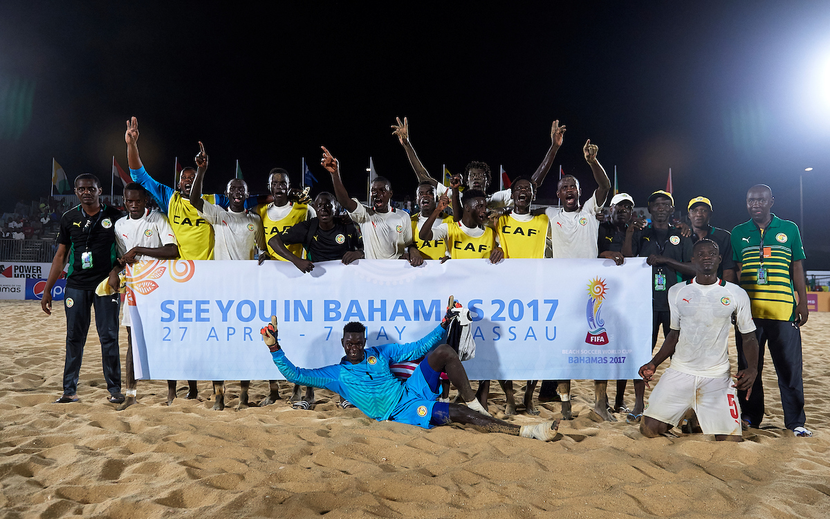 Beach Soccer: le Sénégal écrase (10-1) les Bahamas et se qualifie en quarts