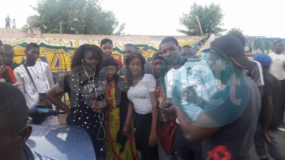 Ambiance arrivée d'Abiba à Bamako ce vendredi 05 mai 2017....